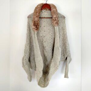 Cozy Cream Cardigan with Faux Fur Collar Large Handmade No Tags Open Knit